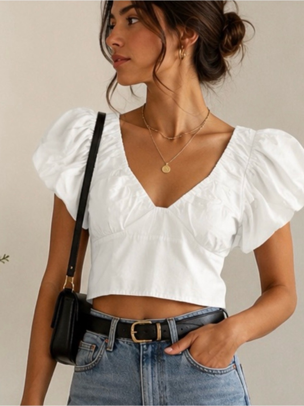 Abercrombie & Fitch White V-Neck Puff-Sleeve Crop Top